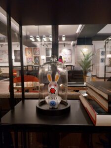 objet peint par yann sciberras pour le marty