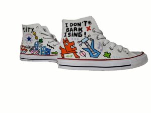 customisation paire de converse i don't bark par yann sciberras