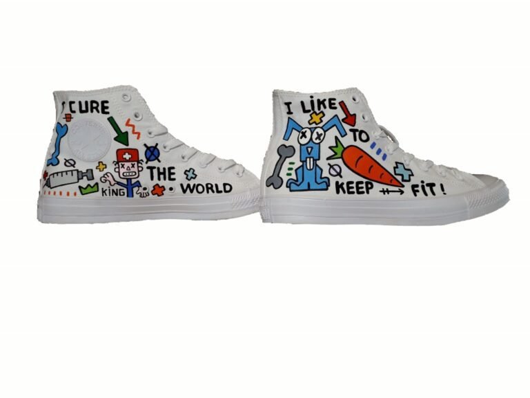 personnalisation d'une paire de converse all is under control par yann sciberras