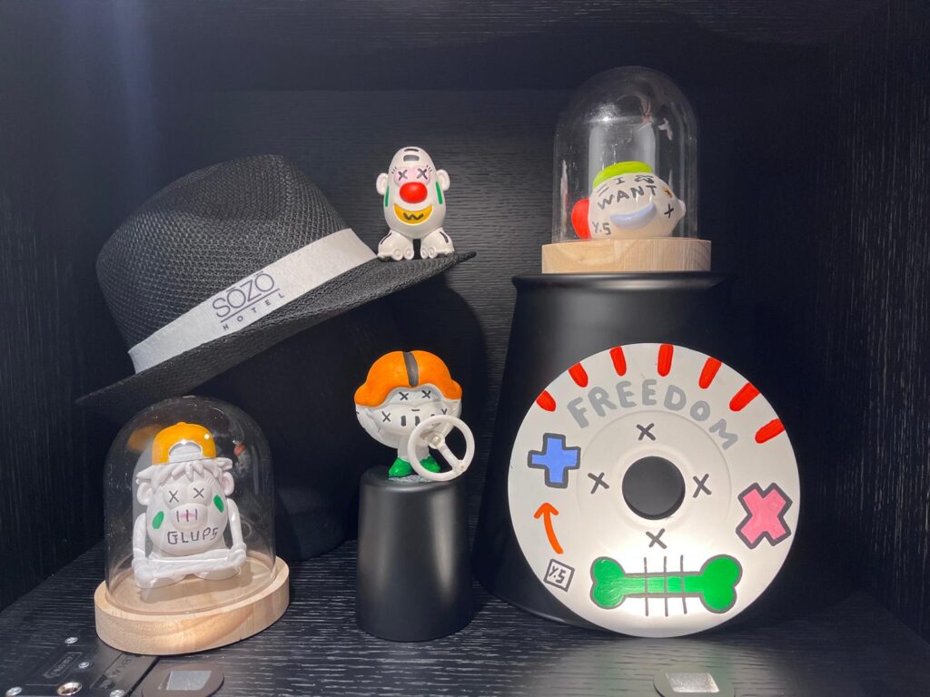 customisation d'objets à l'hôtel sozo
